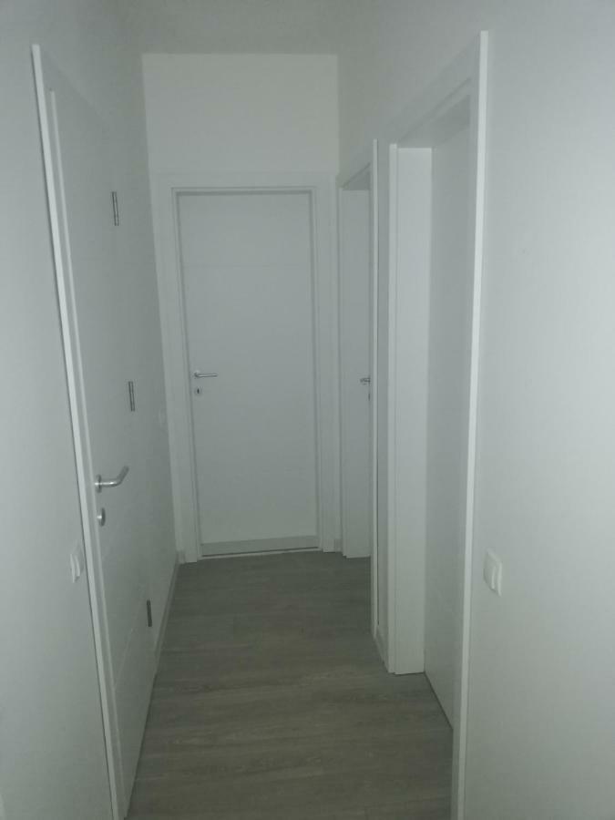 Apartment 3 Pristina Esterno foto